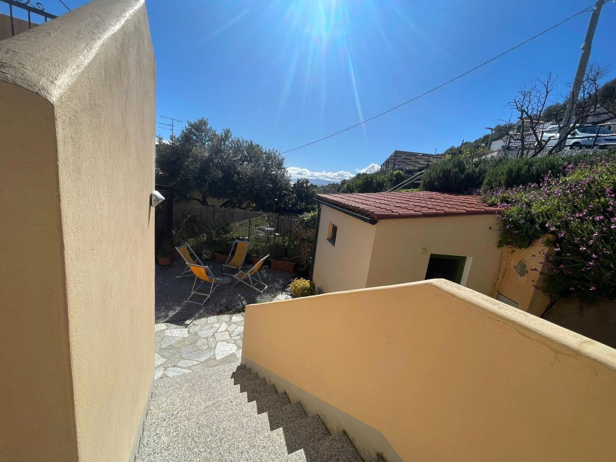 La Realidad Farm stay Finale Ligure